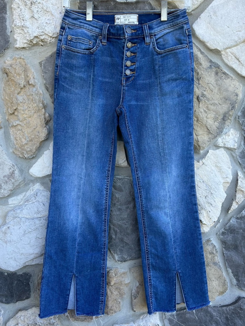 Free People Jeans Size 26 Button Fly Front Seam Split Kick Crop High Rise